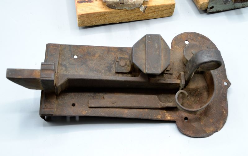 0596-Konvolut alte Schlüssel überwiegend 17-19 Jhdt. - Auktionshaus  Wimberger