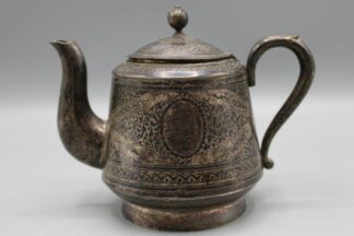 0246-Kleine Silber Teekanne Niello Technik wohl Russland 20 Jh.