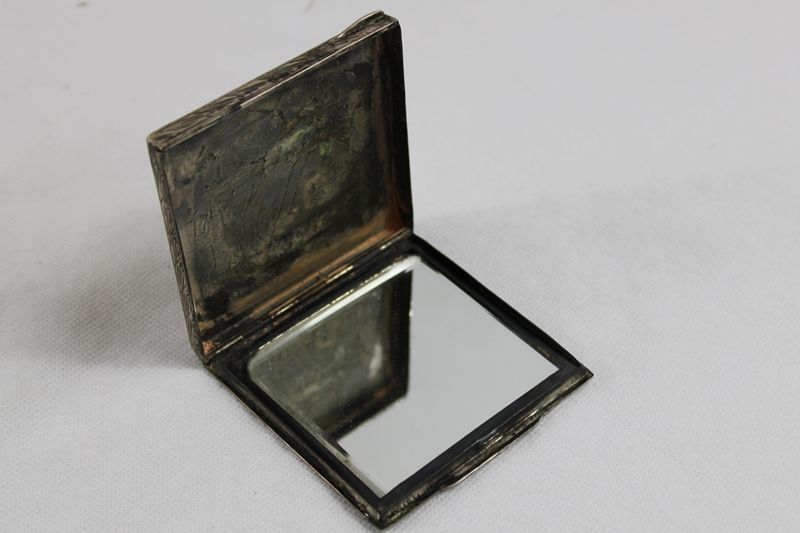 0253-Puderdose 800 Silber um 1900 – Bild 3