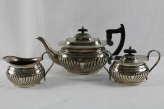 0256-Teegarnitur versilbert England 20 Jh.