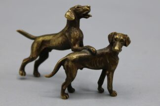 0274-Kleine Bronzefigur spielende Hunde wohl Wiener Bronze 1. H. 20 Jh.
