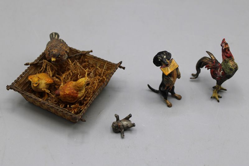0275-Miniatur Figuren darunter wohl 2 Wiener Bronzen Konvolut 6 St. 19/20 Jh.