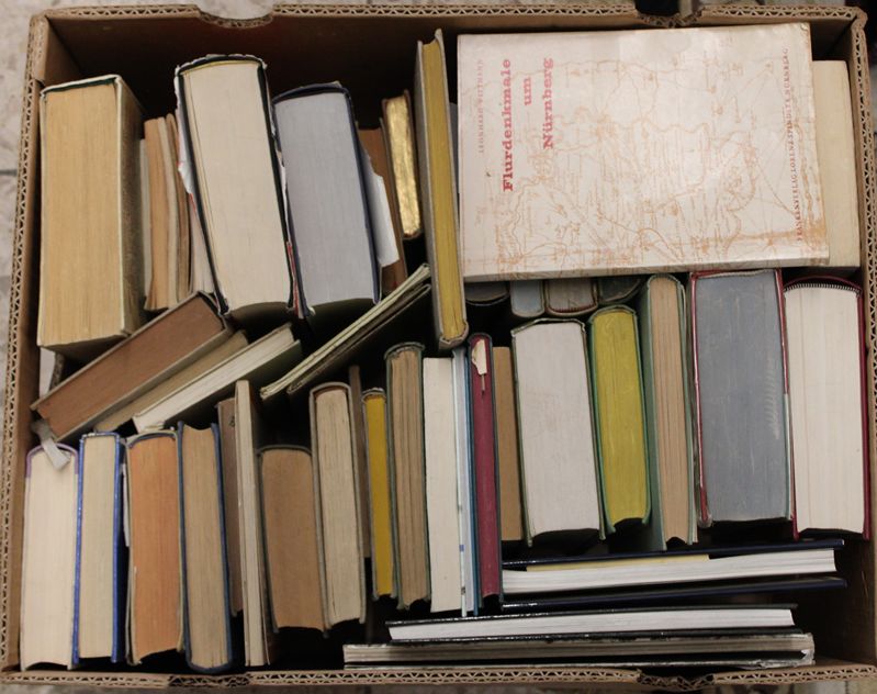 0339-Bücher Hefte Konvolut ca. 50 St. 20 Jh.