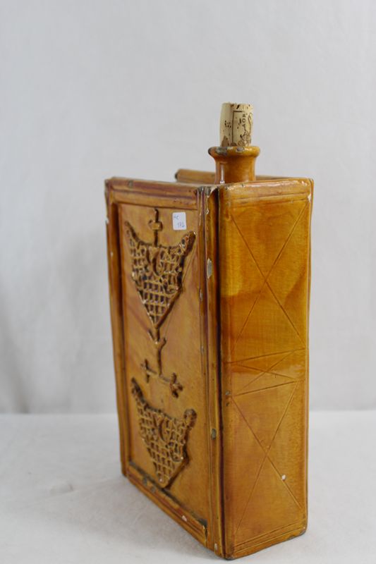 0409-Flasche in Buchform alte Hafnerware 19 Jh. (selten) – Bild 2