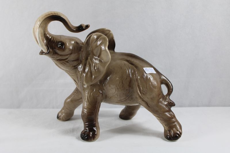 0414-Großer Elefant Keramikfigur 20 Jh.